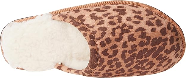Lady's comfortable slippers