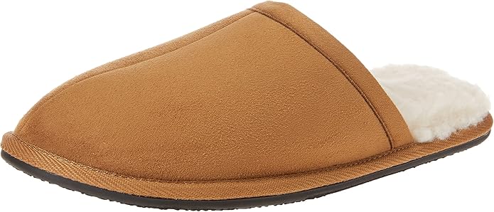 Lady's comfortable slippers